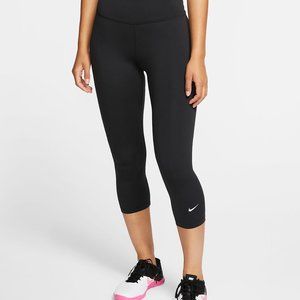 Nike Dri Fit Capris Leggings